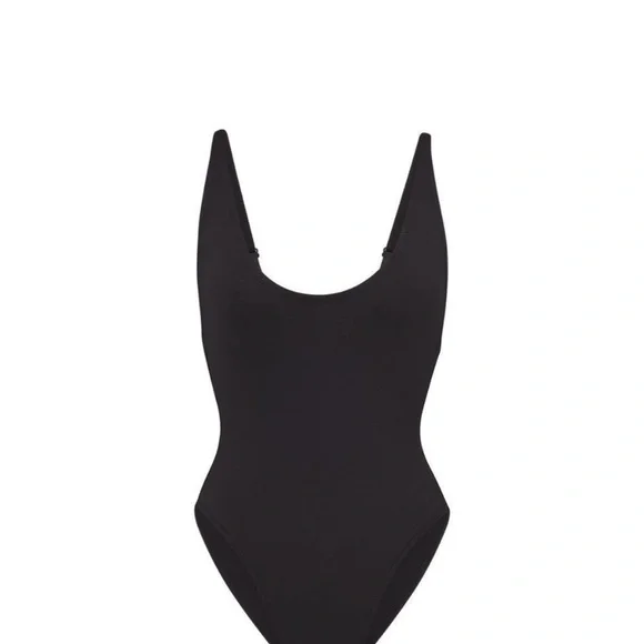 Skims Recycled Scoop One Piece Swim - Picture 4 of 4